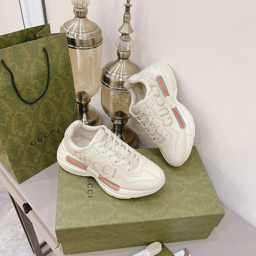 Top version P800 Ordinary version P620 GUCCI dad shoes latest upgraded version❗❗ P Women's 400 Men's 380 The fabric is 100% consistent with the counter. The whole series uses four leather styles. Each pattern color and fabric are one-to-one consistent with the counter. Women's code 35 36 37 38 39 40 Men's code 39 40 41 42 43 44 (women's 34 Men's size 45 (can be customized)